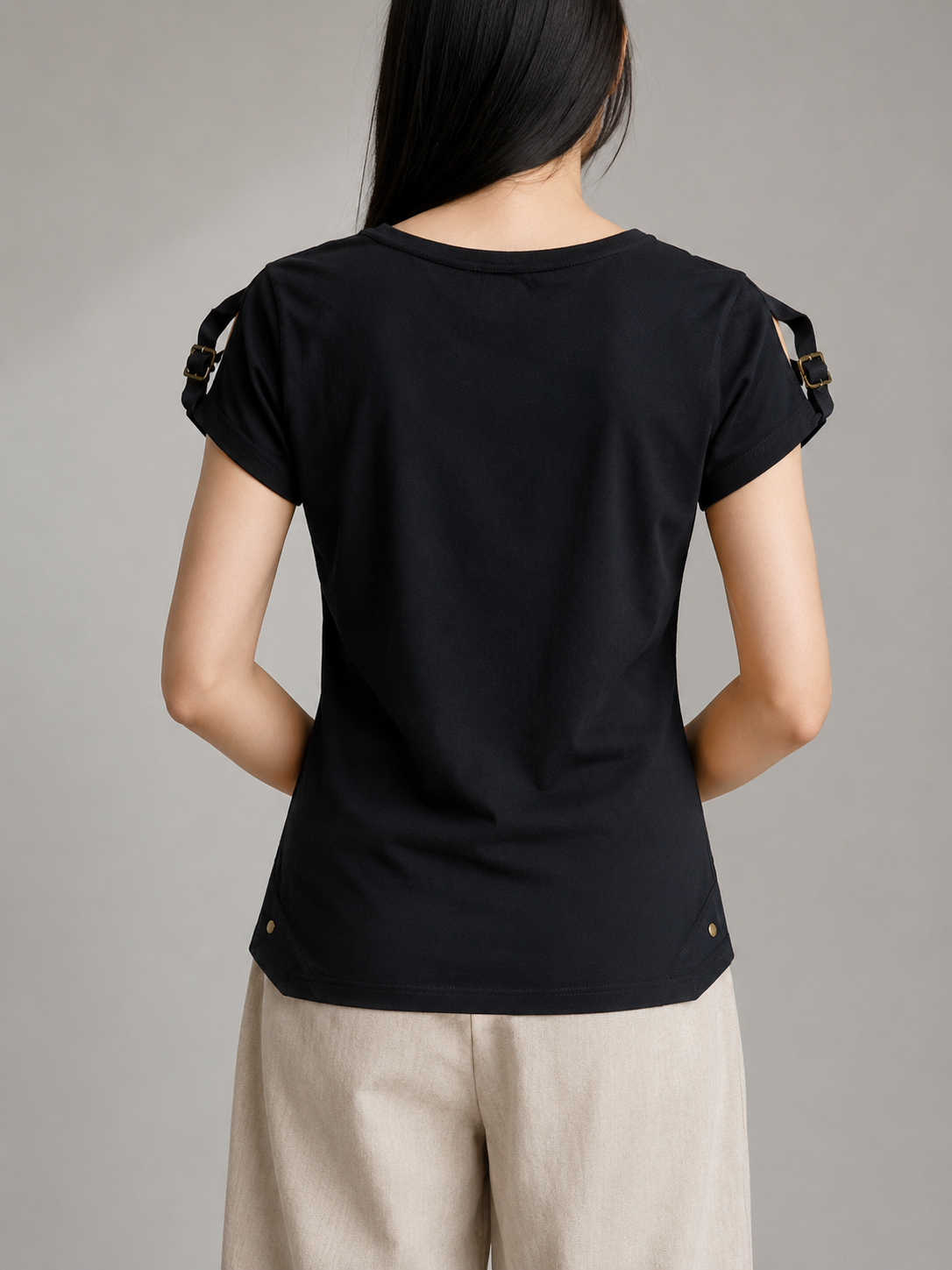 Women’s Y2K Graphic Strap Sleeve Tee