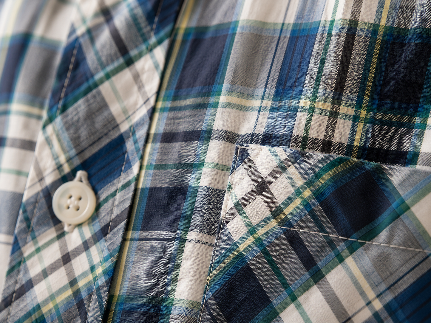 380 - Men’s Plaid Short Sleeve Shirt